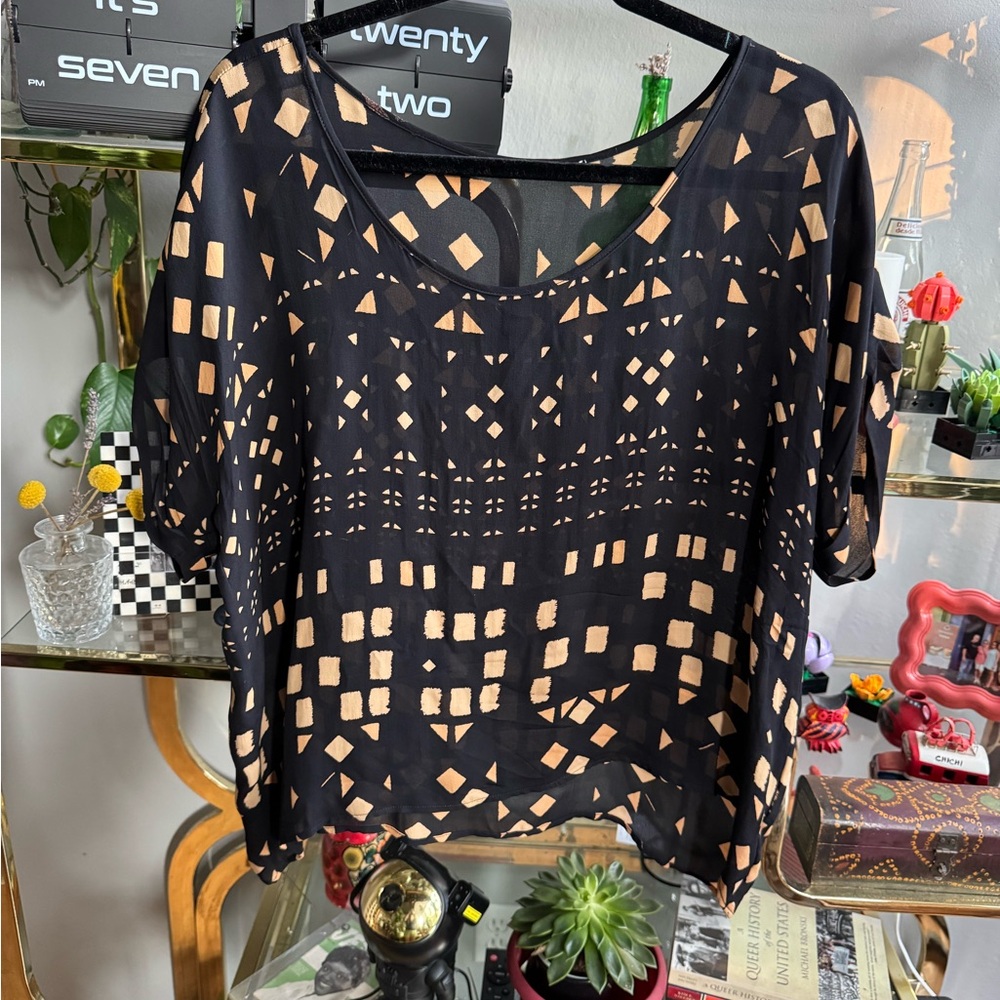 Black and Tan Geometric Women's Top